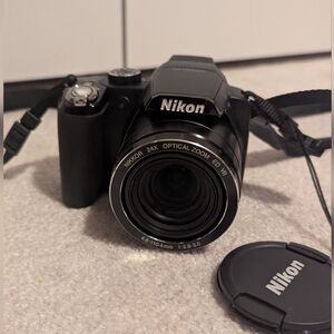Nikon Coolpix P90 Digital Camera